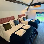 Crimple House Farm, * 해러게이트